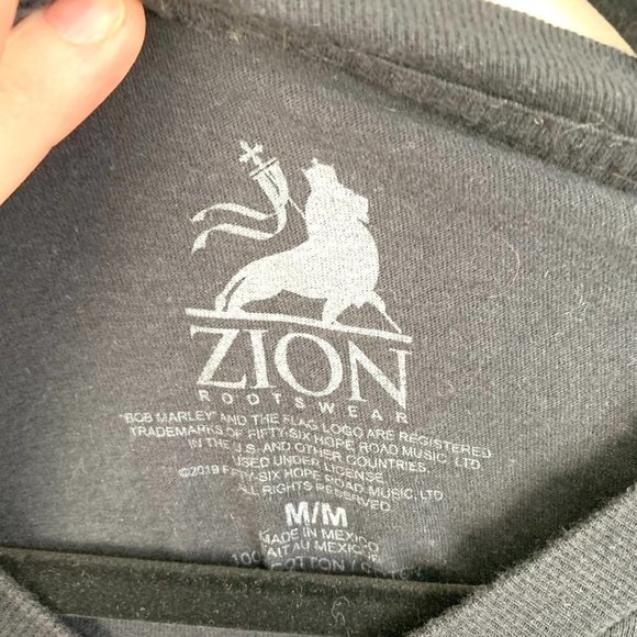 Bob Marley Zion Rootswear Black Graphic Tee Men's Medium - Picture 3 of 4